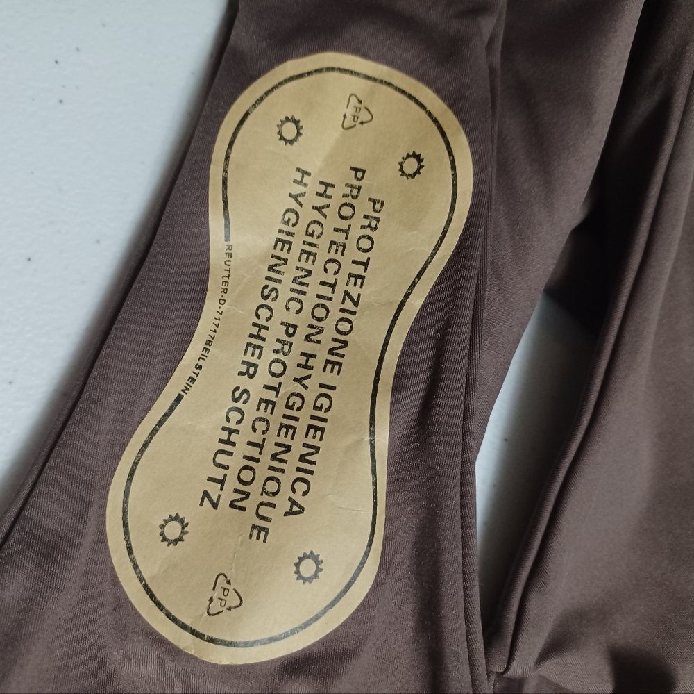 NWOT Minimalist Brown Triangle Bikini Set - Picture 3 of 7